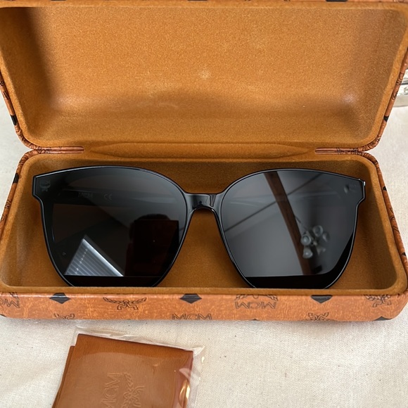 MCM WOMENS SUNGLASSES main image 11